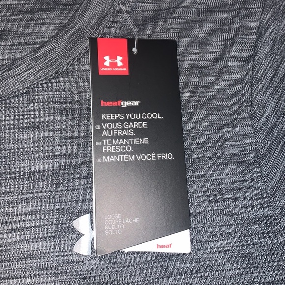 NWT- Under Armour T-shirt - Picture 3 of 9